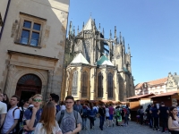 Relacja z wycieczki do Pragi uczniów klasy 2d - 1