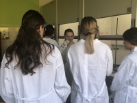 Pierwsze zajęcia laboratoryjne z chemii na Politechnice Rzeszowskiej - 2