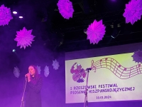 Śpiewająco – o miłości, przyjaźni i lepszym świecie.  I Rzeszowski Festiwal Piosenki Hiszpańskojęzycznej - 34